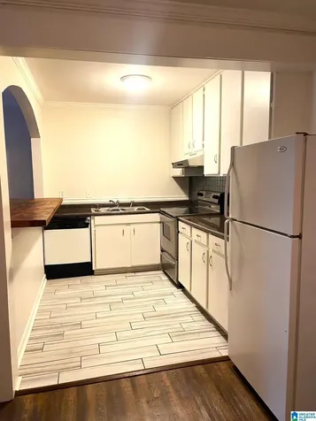 2812 Georgetown Drive Hoover AL 35216