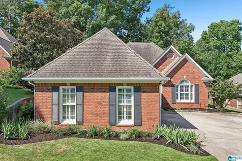 1113 Ashbury Square Hoover AL 35216