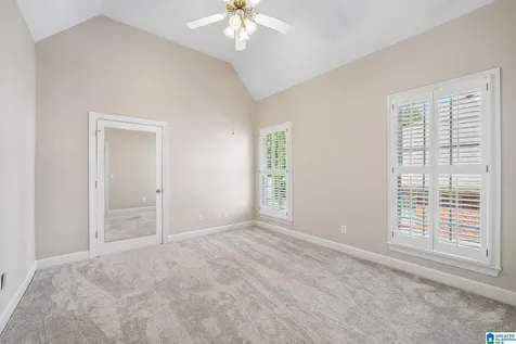 1113 Ashbury Square Hoover AL 35216
