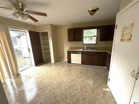 1312 Longbrook Drive Bessemer AL 35020