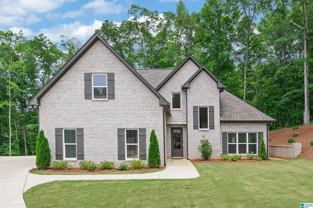 163 Brynleigh Drive Chelsea AL 35043