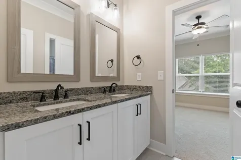 163 Brynleigh Drive Chelsea AL 35043