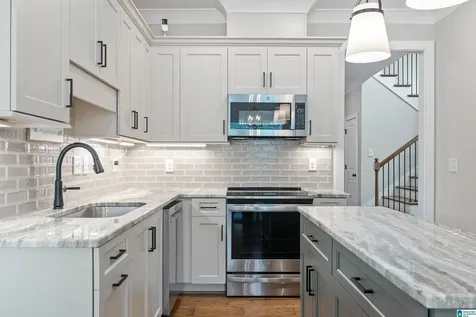 163 Brynleigh Drive Chelsea AL 35043