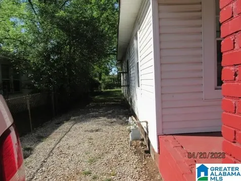 425 58th Street Fairfield AL 35064