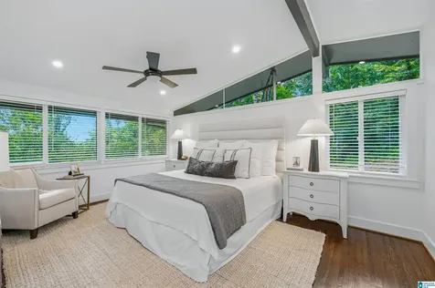 945 Delcris Drive Homewood AL 35226