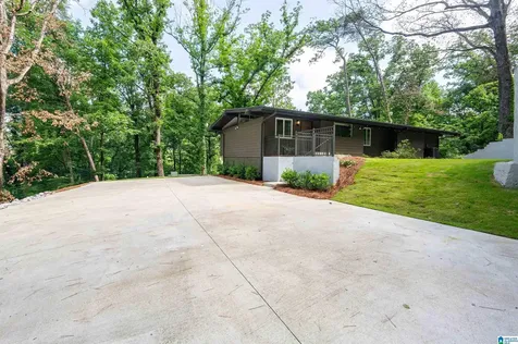 945 Delcris Drive Homewood AL 35226