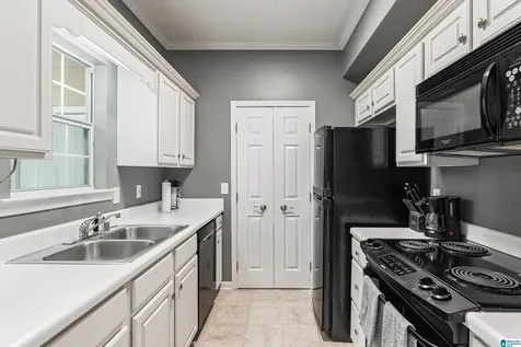 231 Cambrian Ridge Trail Pelham AL 35124