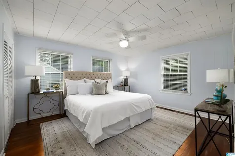 819 Columbiana Road Homewood AL 35209