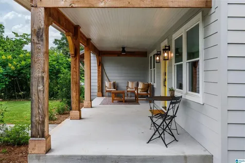 819 Columbiana Road Homewood AL 35209