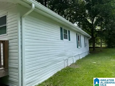 2112 Cumberland Road Bessemer AL 35022