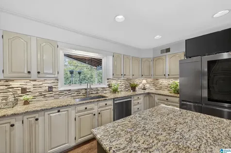 3324 Burning Tree Drive Hoover AL 35226
