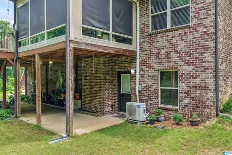 576 Fultonbrook Drive Fultondale AL 35068