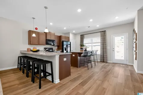 4533 Village Springs Square Fultondale AL 35068