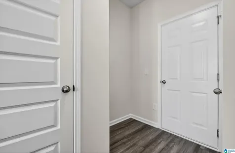 4527 Village Springs Square Fultondale AL 35068