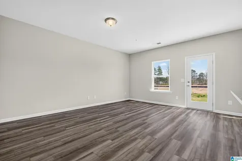4527 Village Springs Square Fultondale AL 35068