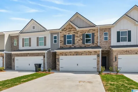 4527 Village Springs Square Fultondale AL 35068