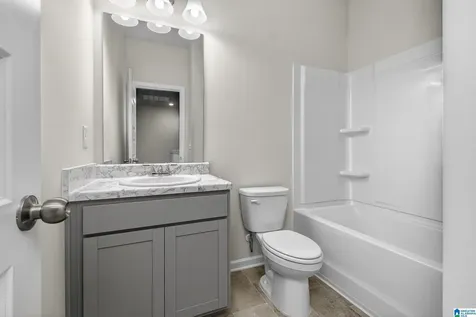 4527 Village Springs Square Fultondale AL 35068