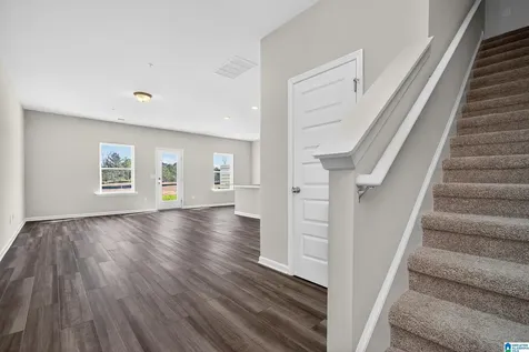 4527 Village Springs Square Fultondale AL 35068
