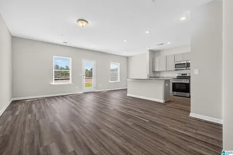 4527 Village Springs Square Fultondale AL 35068