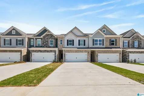4531 Village Springs Square Fultondale AL 35068