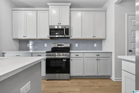 4531 Village Springs Square Fultondale AL 35068