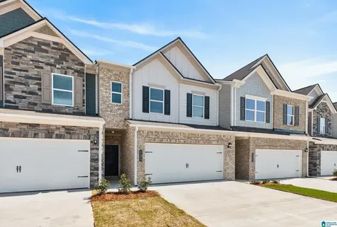 4531 Village Springs Square Fultondale AL 35068