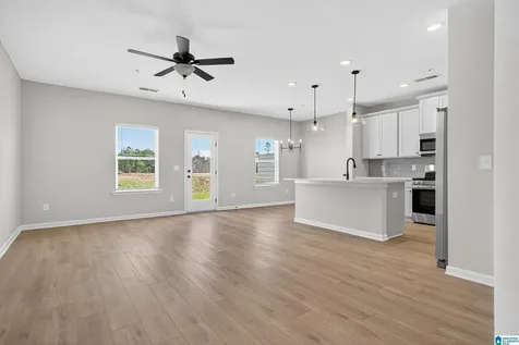 4531 Village Springs Square Fultondale AL 35068