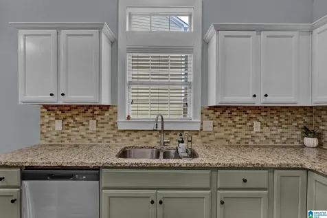 6363 N Clubview Circle Bessemer AL 35022