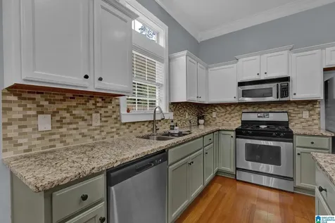 6363 N Clubview Circle Bessemer AL 35022