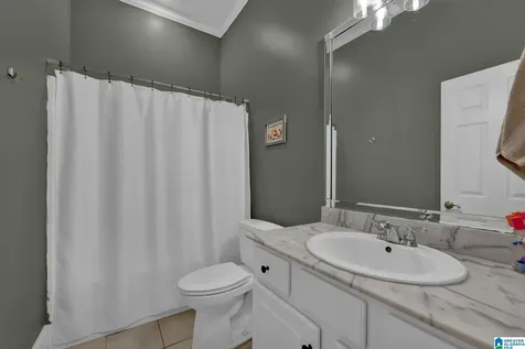 6363 N Clubview Circle Bessemer AL 35022