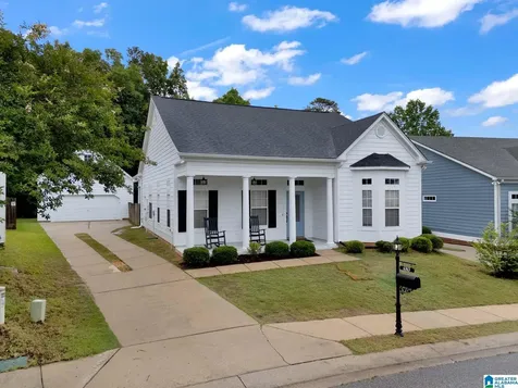 6363 N Clubview Circle Bessemer AL 35022