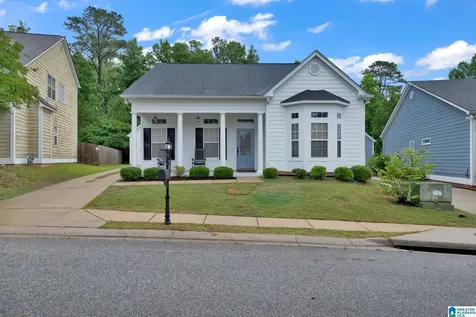 6363 N Clubview Circle Bessemer AL 35022
