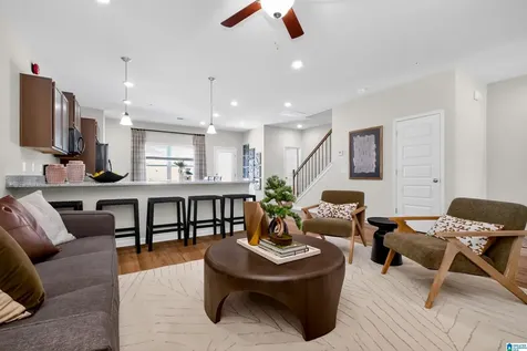 4537 Village Springs Square Fultondale AL 35068