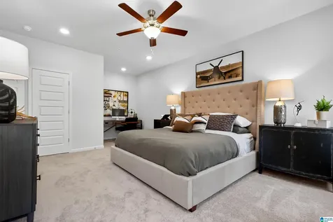 4537 Village Springs Square Fultondale AL 35068