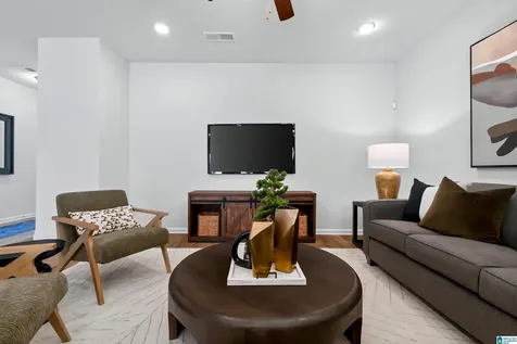 4537 Village Springs Square Fultondale AL 35068
