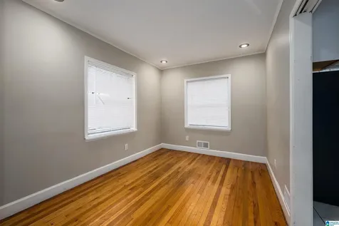 12 Norwood Circle Birmingham AL 35234