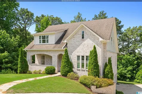 3532 Lynngate Circle Hoover AL 35216