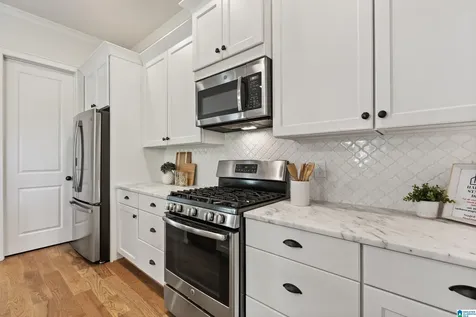 3532 Lynngate Circle Hoover AL 35216