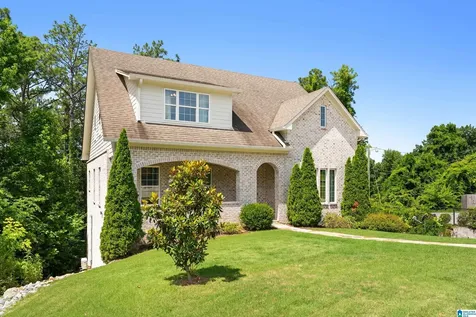 3532 Lynngate Circle Hoover AL 35216