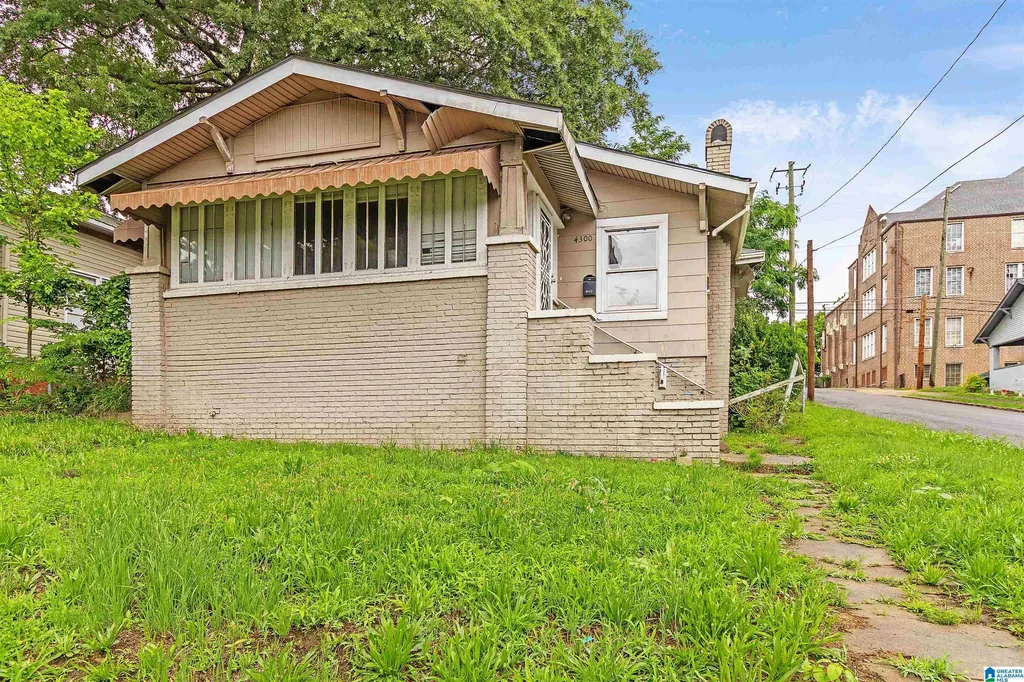 4300 9th Avenue Birmingham AL 35224