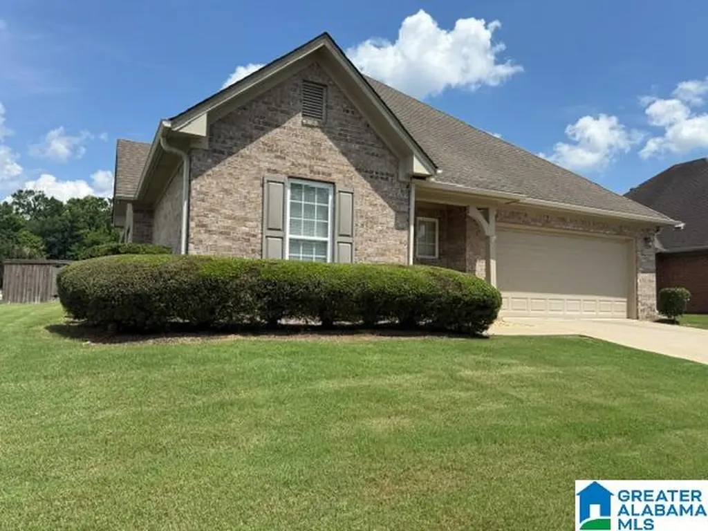 111 Holland Cove Pelham AL 35124