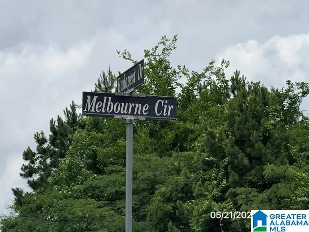 213 Melbourne Circle Birmingham AL 35022