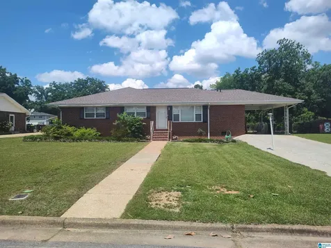 812 Magnolia Drive Sylacauga AL 35150