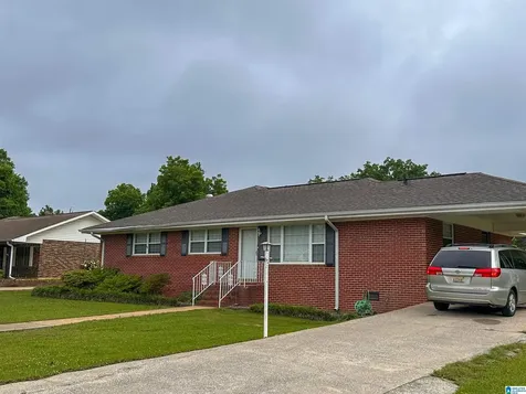 812 Magnolia Drive Sylacauga AL 35150