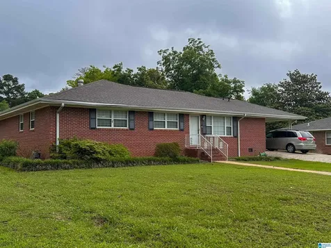 812 Magnolia Drive Sylacauga AL 35150