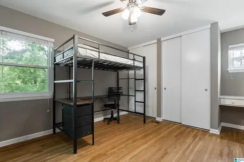 517 Edgecrest Drive Homewood AL 35209