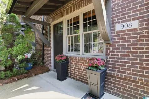908 Barristers Court Birmingham AL 35242