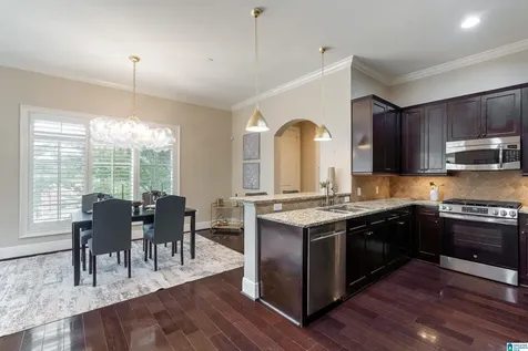 200 Hallman Hill E Homewood AL 35209