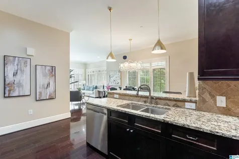 200 Hallman Hill E Homewood AL 35209