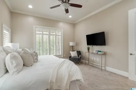 200 Hallman Hill E Homewood AL 35209